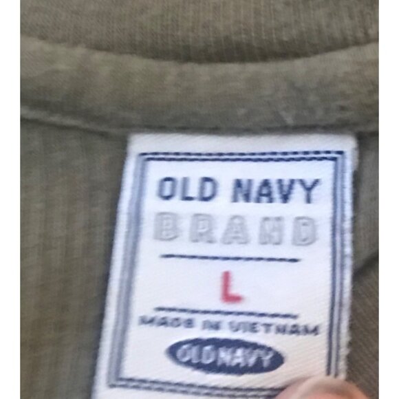 Old Navy Mens T-Shirt Bundle Size Lrg Gray and Khaki 100% Cotton V-Neck Set of 2 - Picture 9 of 10